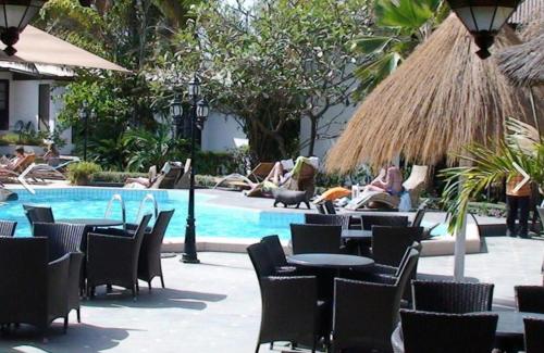 . Bakotu Hotel