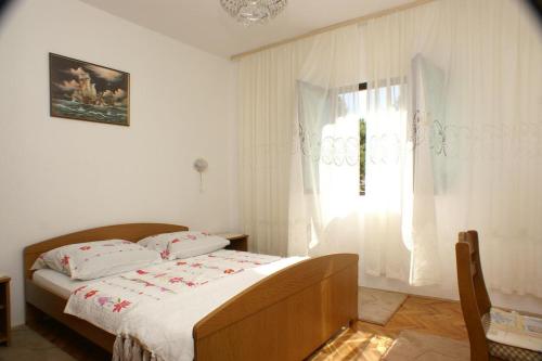Apartments by the sea Seget Vranjica Trogir - 2082 