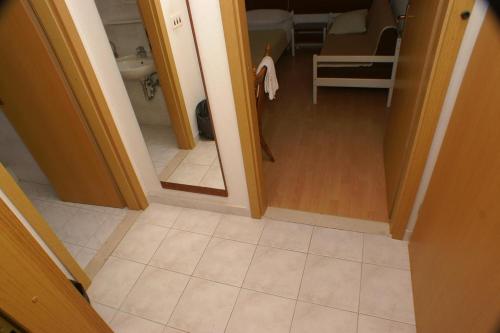 Apartment Tucepi 2676b - image 4