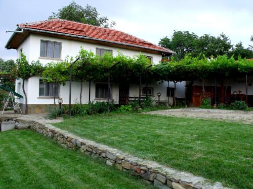 B&B Tryavna - Holiday Home Life - Bed and Breakfast Tryavna