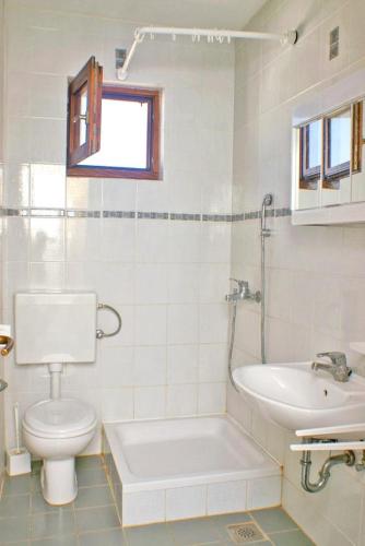 Apartment Kustici 4129b - image 8
