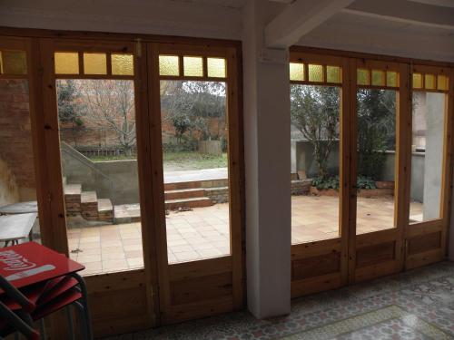 Létesítmények, Hostal Cal Pla in Sant Llorenc Savall