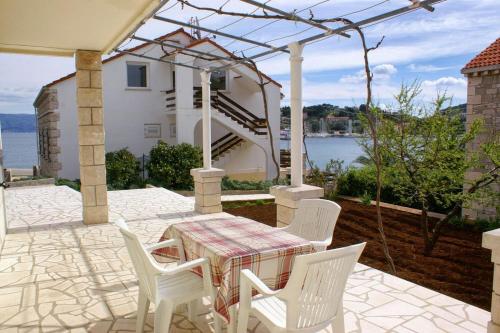 Apartments by the sea Lumbarda, Korcula - 4348
