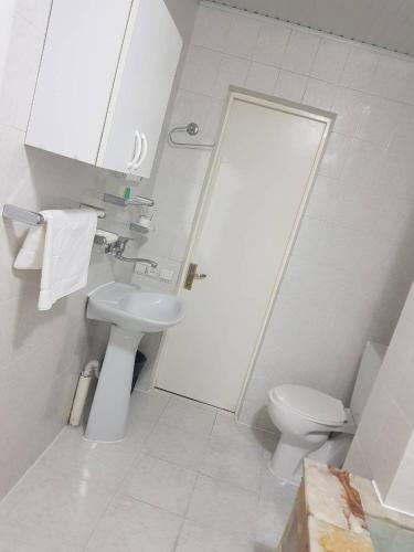 Bloor Hotel - image 5