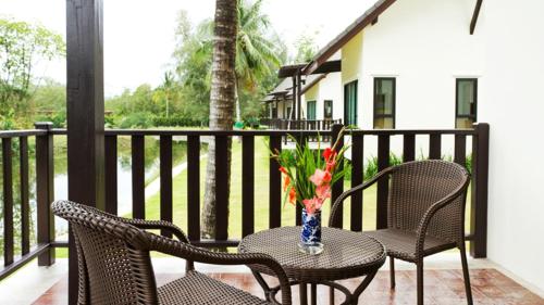 Khaolak Blue Lagoon Resort - SHA Extra Plus - 발코니/테라스