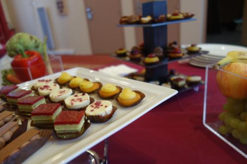Mercure Epinal Centre - Room Service - image 14