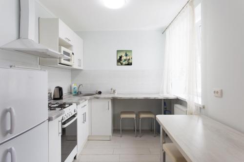 Esenina Apartment near Botanical Garden - image 6