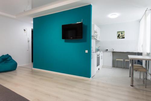 Esenina Apartment near Botanical Garden - image 8