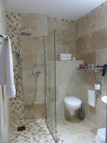Le President-Gare Nimes Pont Du Gard Room Type - Superior King Room