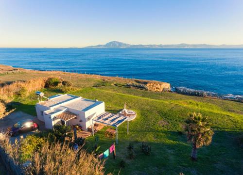  Beach Front Villa Amazing Views in Tarifa