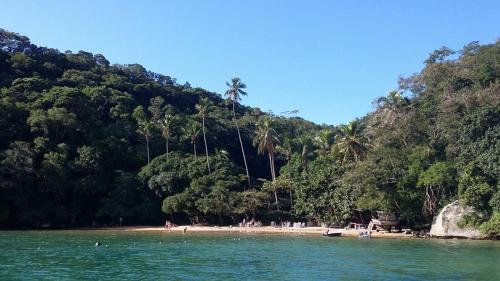 Praia da Crena