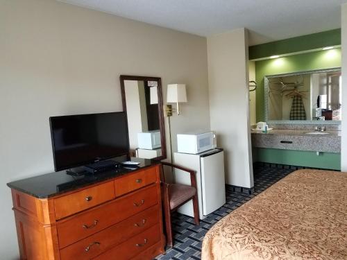 Americas Best Value Inn - Augusta / South