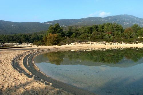 Apartments with a parking space Nerezine, Losinj - 14542 in Nerezine