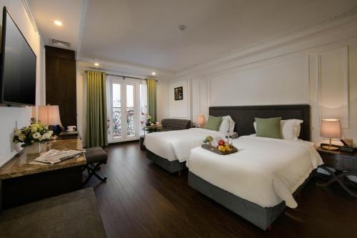 room detail thumbnail 1