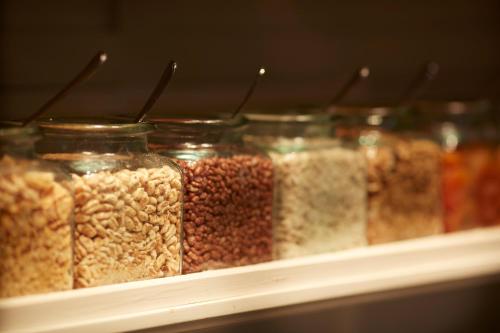 Lifestyle Hotel Carlton Ambassador - image 3
