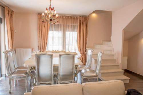  Elegant Central Apartment in Iraklio