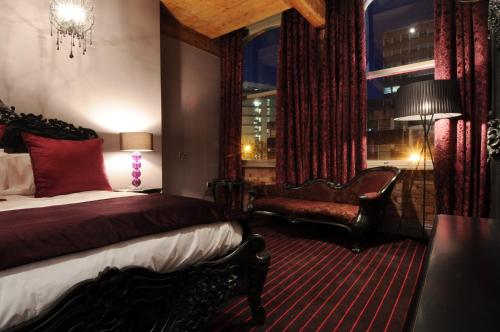 Velvet Hotel - main image