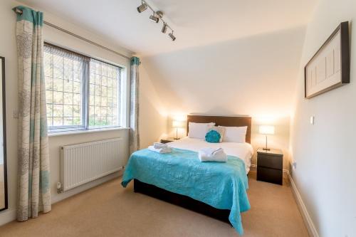 Swiss Cottage - image 2