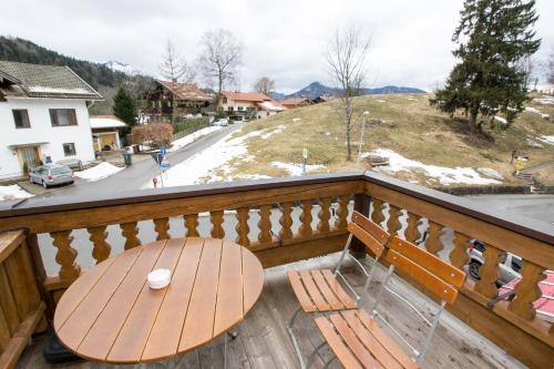 Erkély/terasz, Pension Oberwirt in Fischbachau