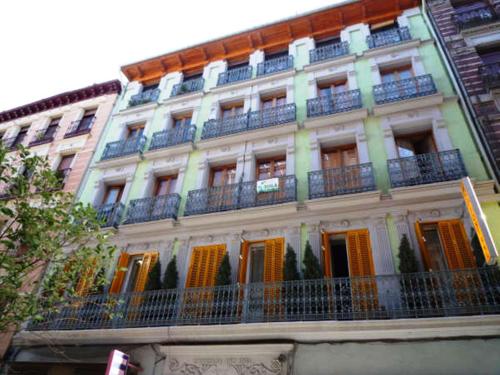 Hostal La Fontana - image 8