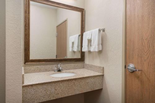 AmericInn by Wyndham Anamosa in Anamosa, USA