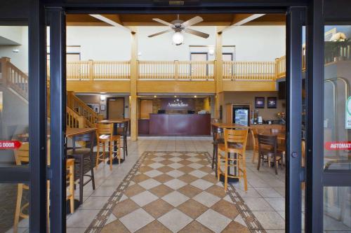 AmericInn by Wyndham Bay City in Bay City, USA