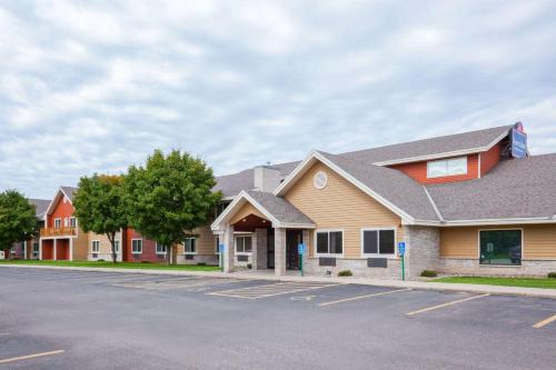 AmericInn by Wyndham Sartell in Sartell, USA
