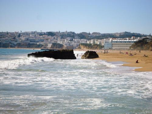 Photo - Albufeira Beach Hotel by Kavia