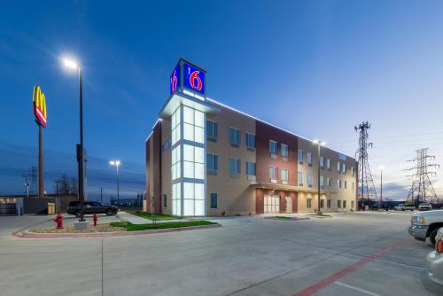 Motel 6 Fort Worth, TX - North - Saginaw