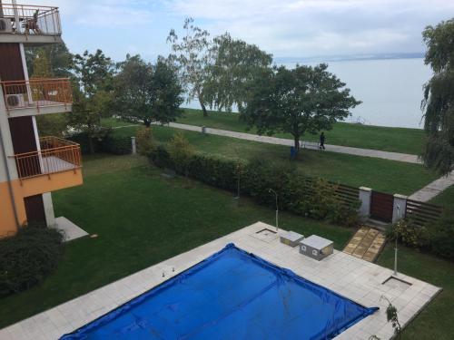  Gold beach apartman, Unterkunft in Siófok