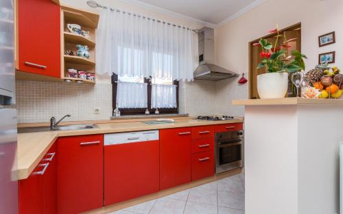 ห้องครัว, Apartment Smilja in สเวติ วิด-มิโฮลยิเซ