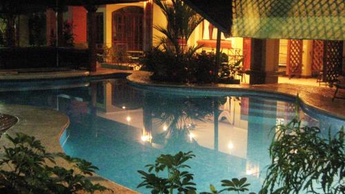 Hotel Iguana Verde
