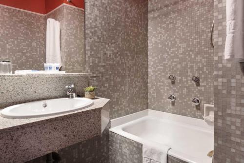 Hotel Quindós - image 9