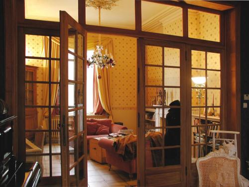  Chambres avec Vue in 6001 Charleroi