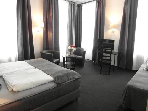 Hotel Frankfurter Hof - image 11