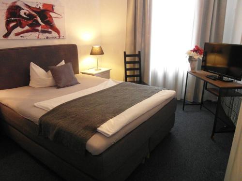 Hotel Frankfurter Hof - image 12