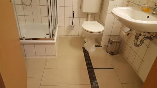 Haus Seeblick Insel Rugen 33m von Lietzow entfernt