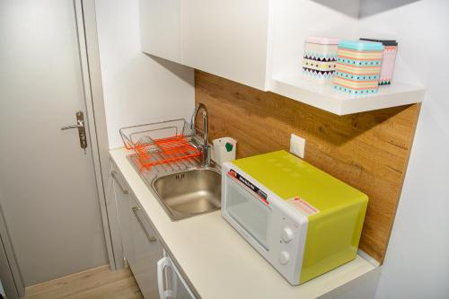 Comfy brand new apt near Acropolis museum, Atény (fotografie 10)