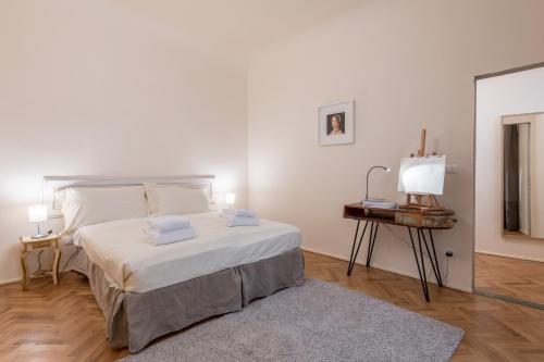 Romantic Novella by Mmega