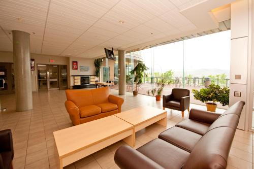 Residence & Conference Centre - Kamloops