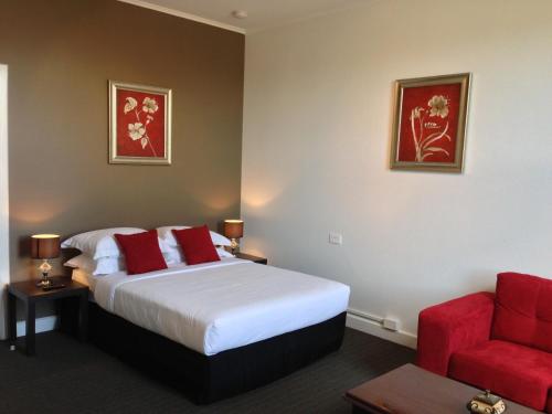 Centennial Inn on Bathurst - Launceston