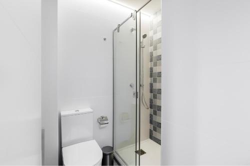 Justicia Apartment by Flatsweethome