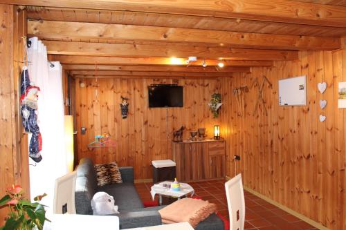 設施, Ferienwohnung Maria in 加雷爾