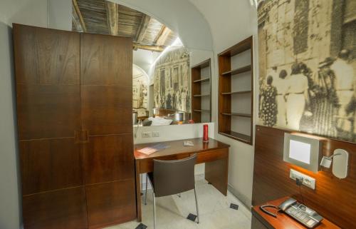 Chiaia 32 Deluxe Residence - image 11