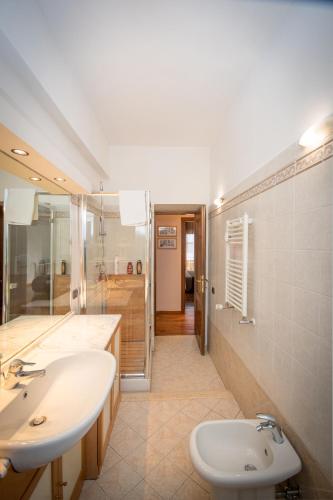 Elettra Luxury Home - image 13