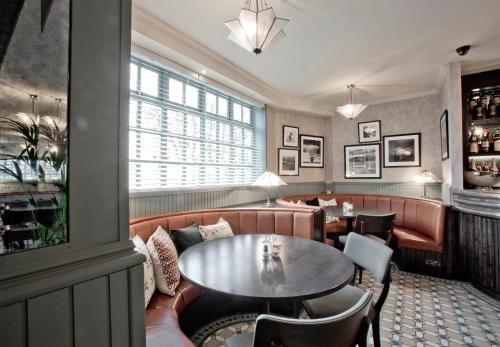 Cults Hotel - image 4