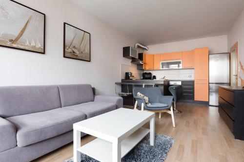 The SUNNY PRAGUE APPARTMENT&Garage, Прага (фото 9)