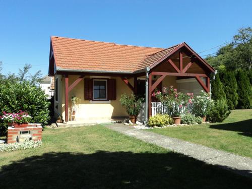  Vági Vendégház, Unterkunft in Écs