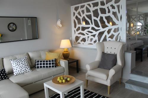 RANCHO MIRAFLORES LUXURY & DESING SEA VIEW 1