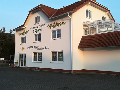 Weinbau & Pension "8Zeilen"